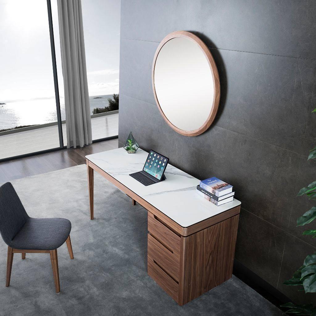 Alaska Desk