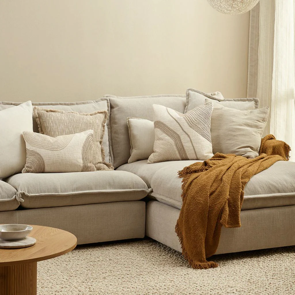 Amber Cushion Ivory - Image 4