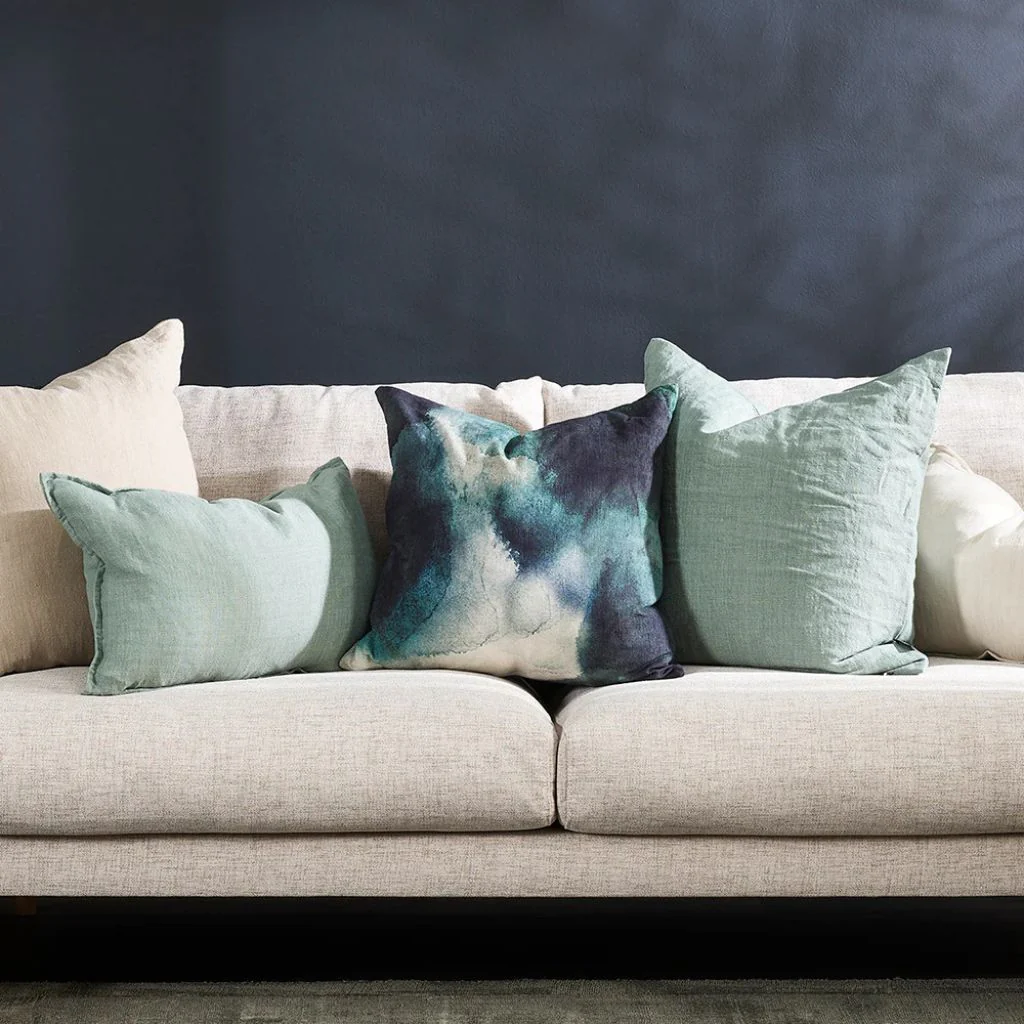 Amelia Cushion Navy - Image 3