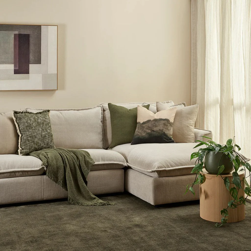 Arezzo Cushion Olive - Image 5