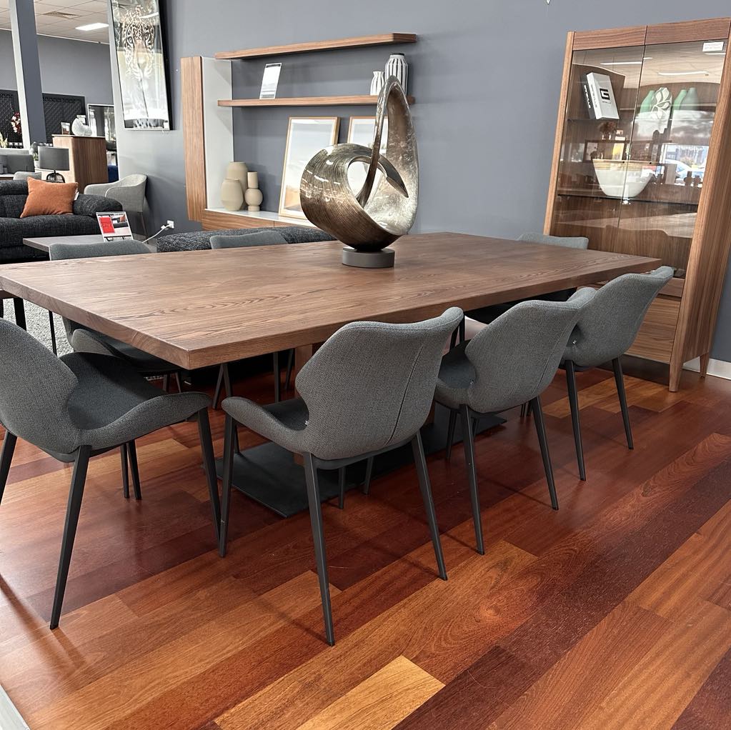 Colorado Dining Table Clearance - Image 3