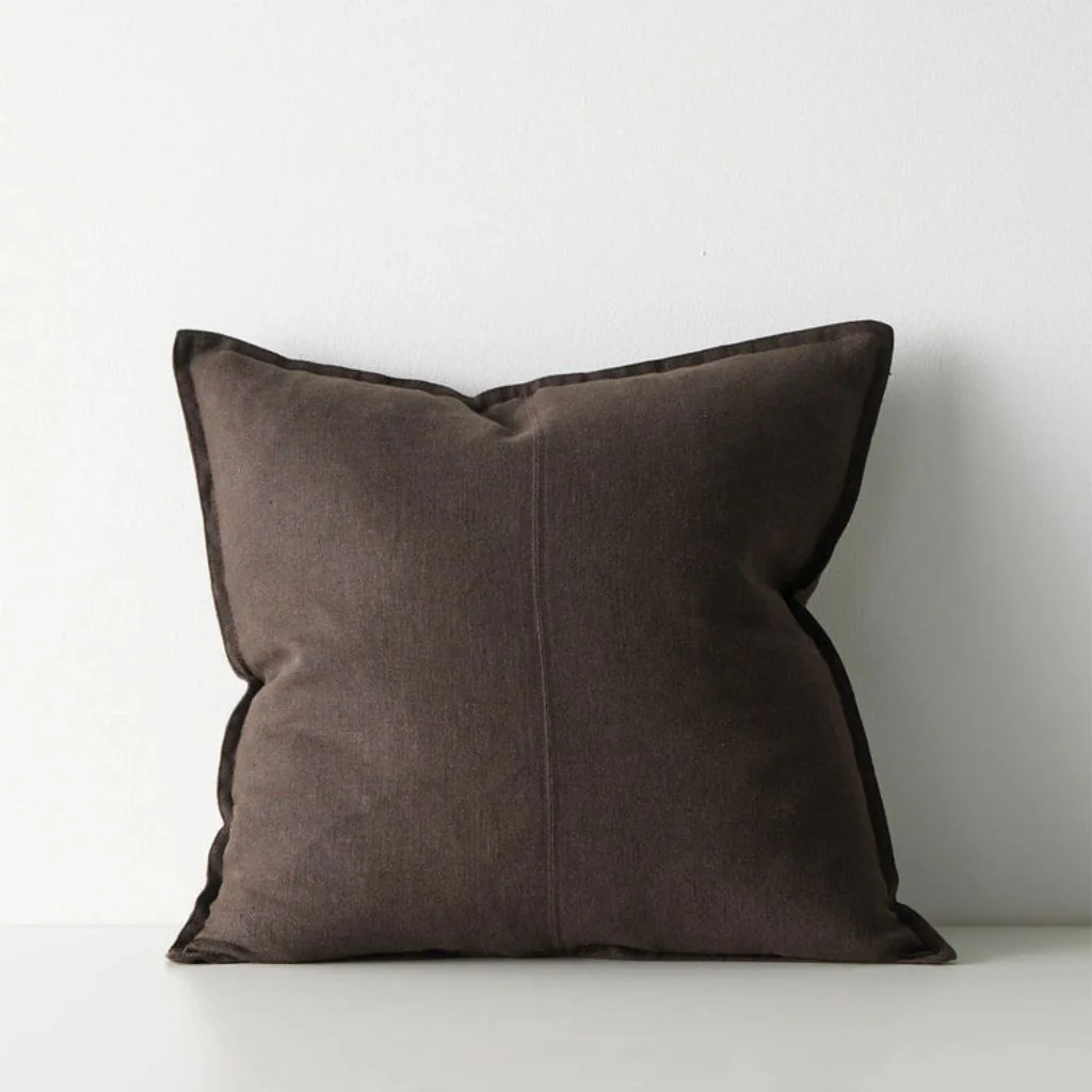 Como Cushion Ganache