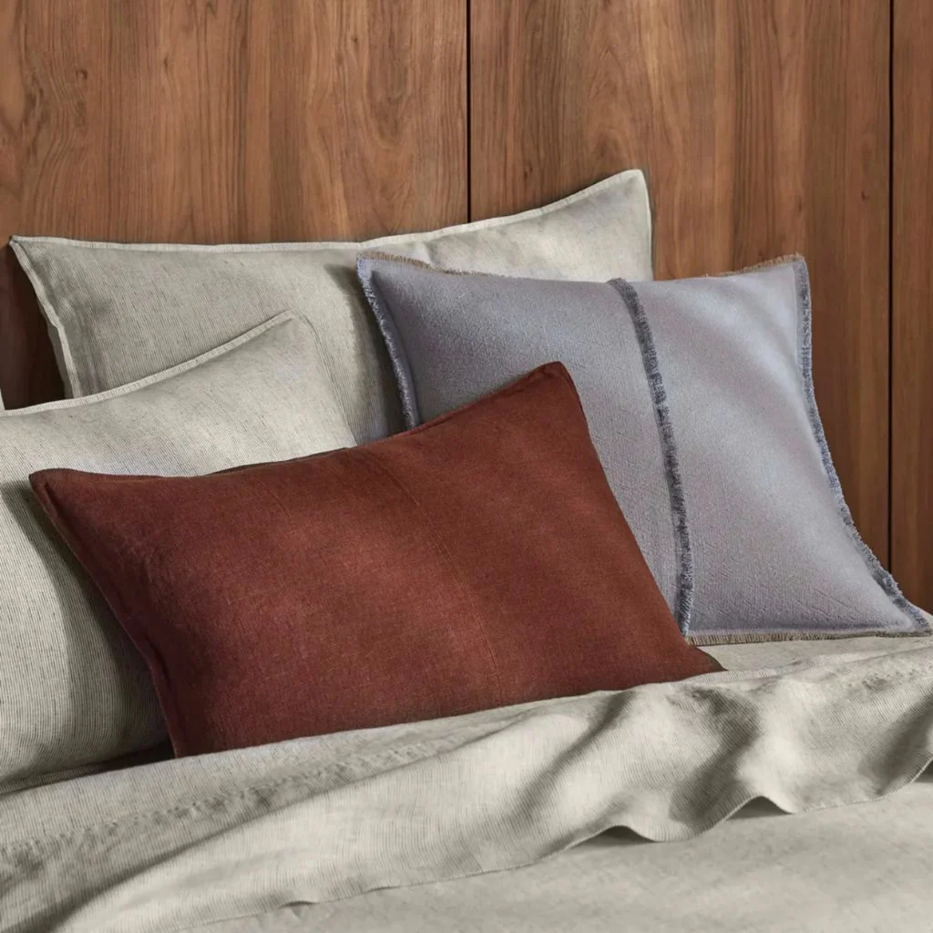 Como Cushion Rosewood - Image 5
