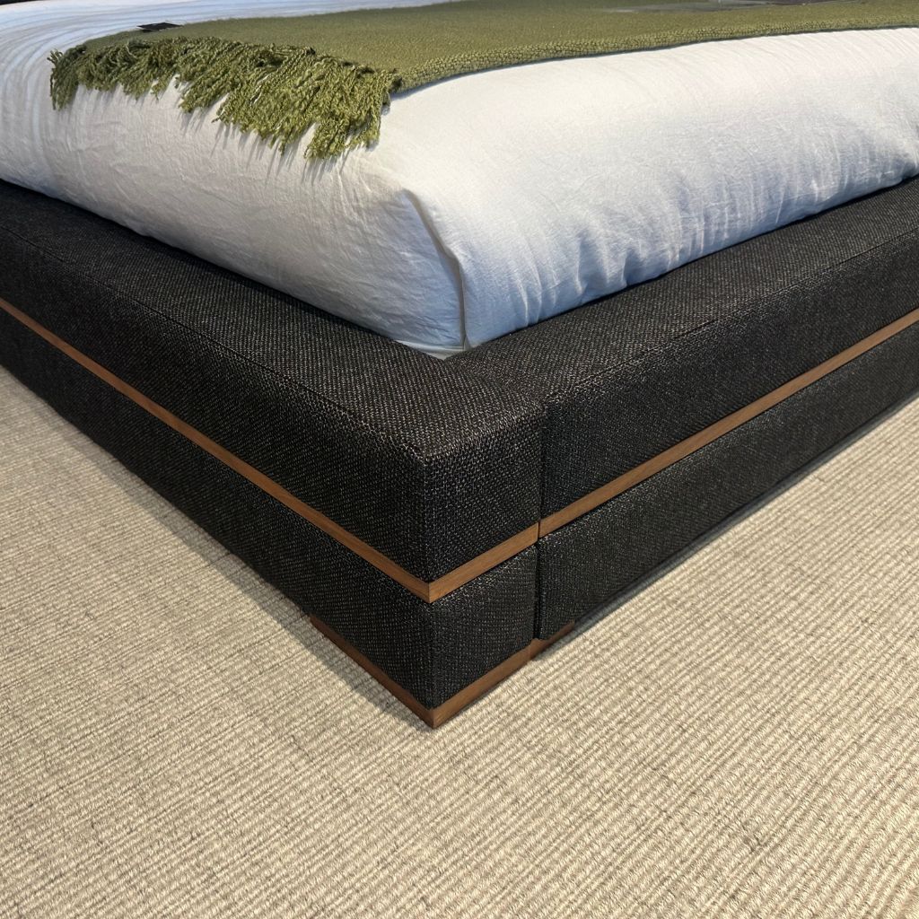 Dallas King Size Bed Clearance - Image 4