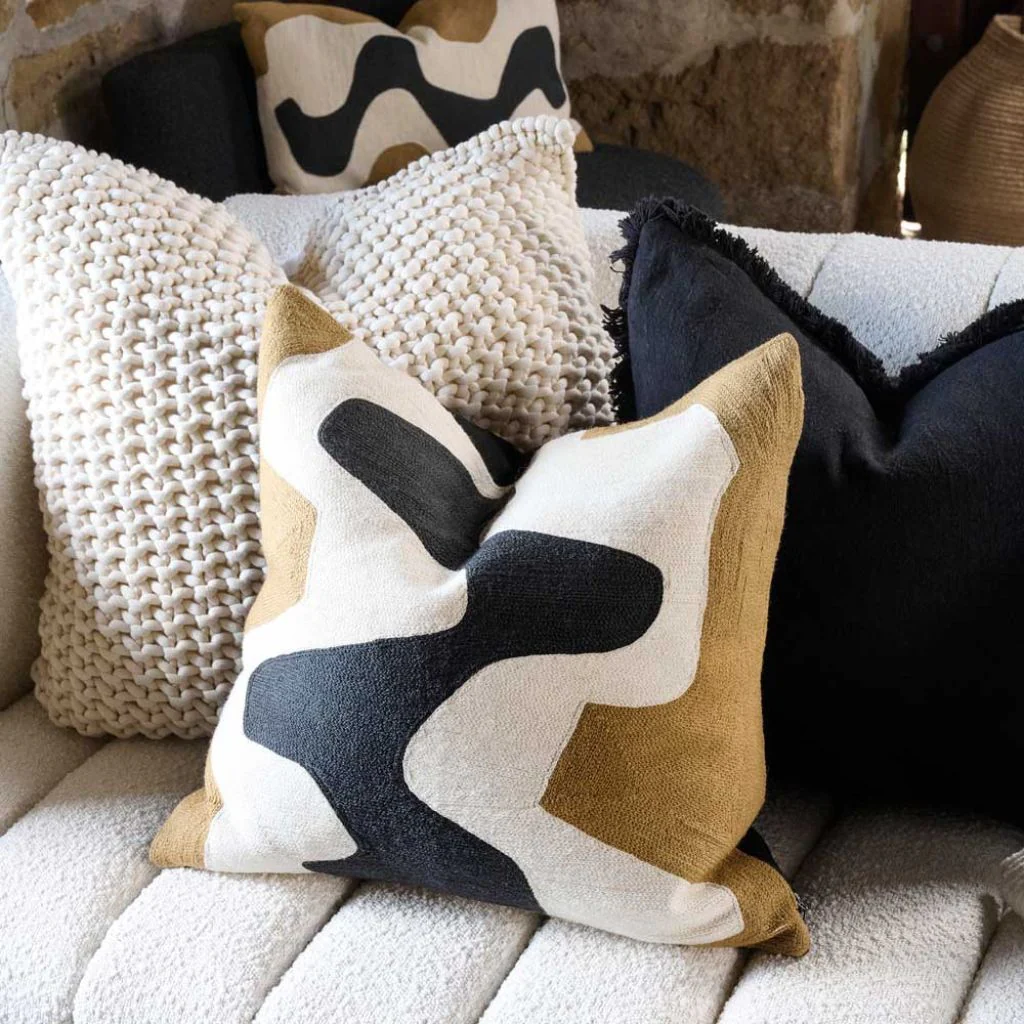 Fylix Wool/Linen Cushion Camel - Image 2