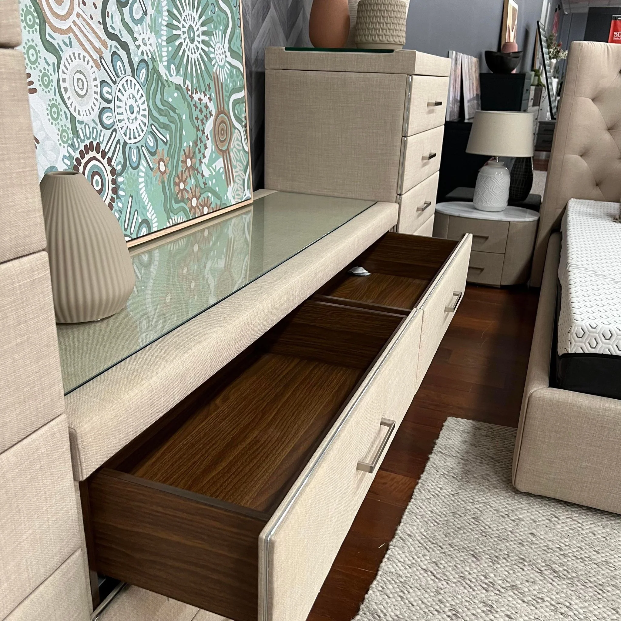 G5 Dresser Clearance - Image 3