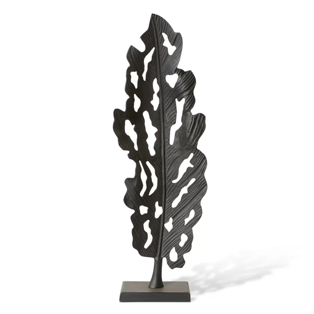 Leafy Sculpture Black (Large)