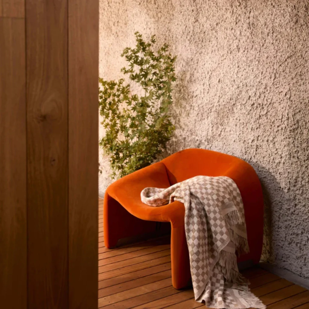 Matteo Chalk Wool & Silk Throw - Image 5
