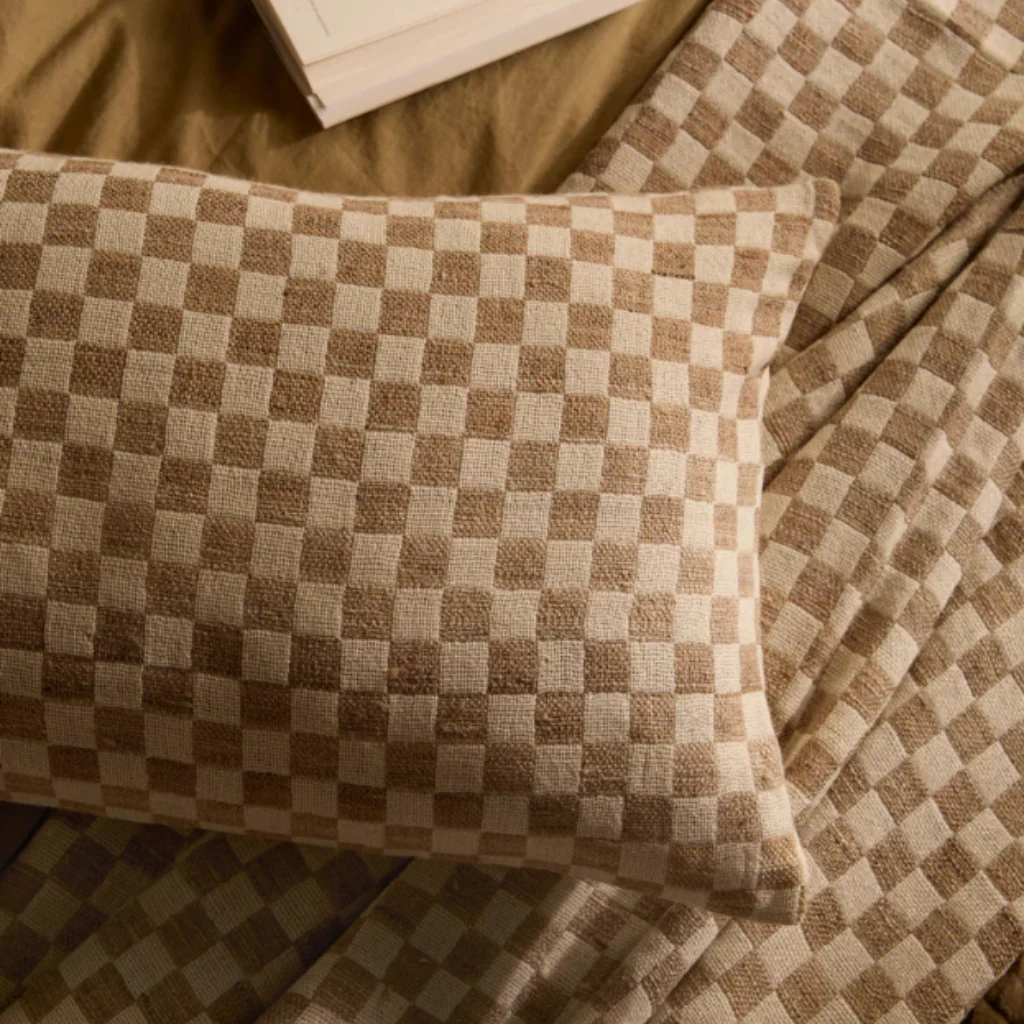 Matteo Chalk Wool & Silk Throw - Image 7