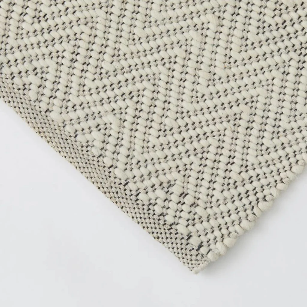 Matterhorn Rug by Weave - Image 6