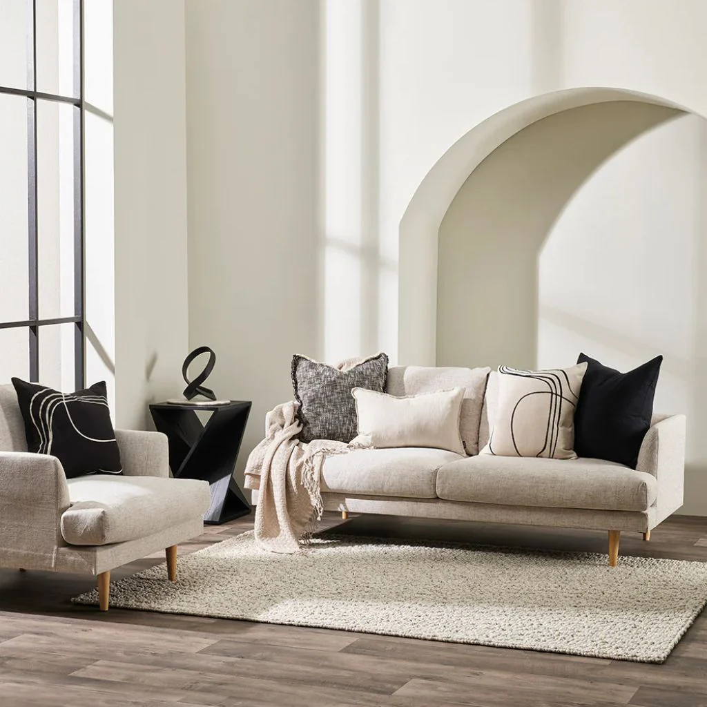 Milano Cushion Black - Image 2