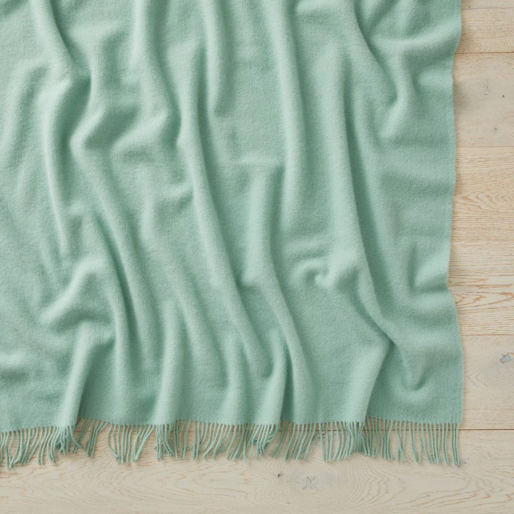 Nevis Throw Mineral - Image 3
