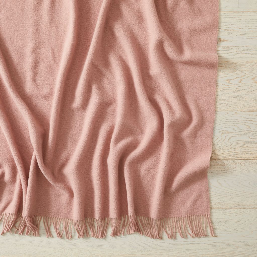 Nevis Throw Rose - Image 3