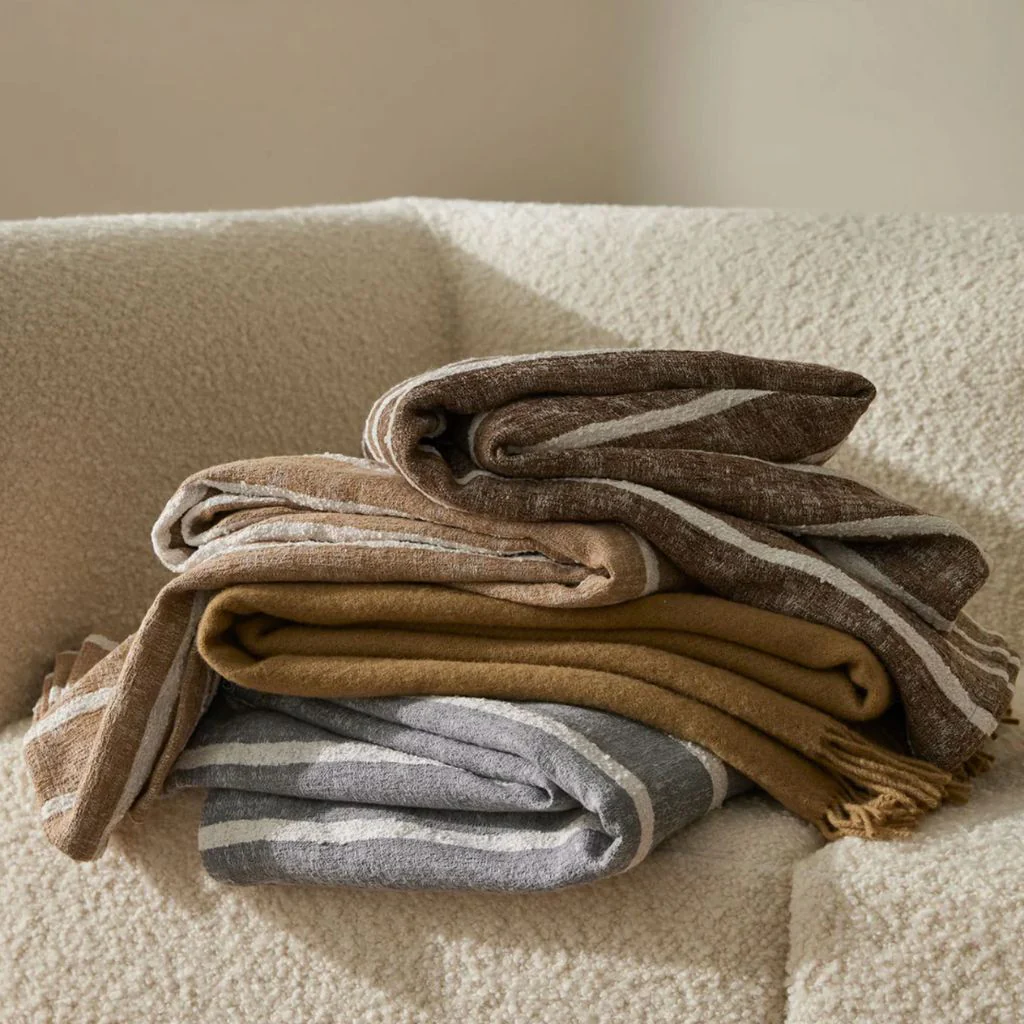 Piazza Throw Haze - Image 3