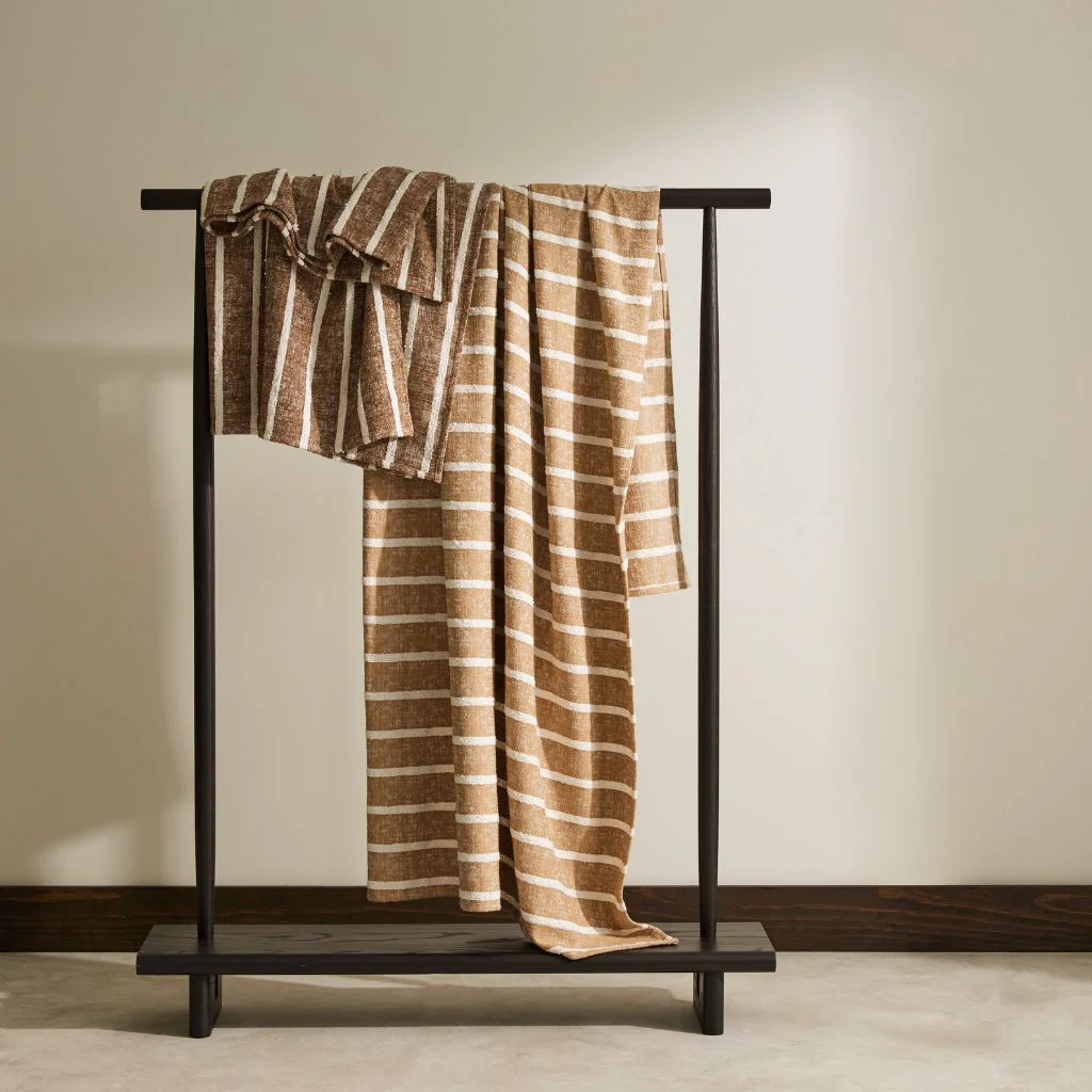 Piazza Throw Haze - Image 4