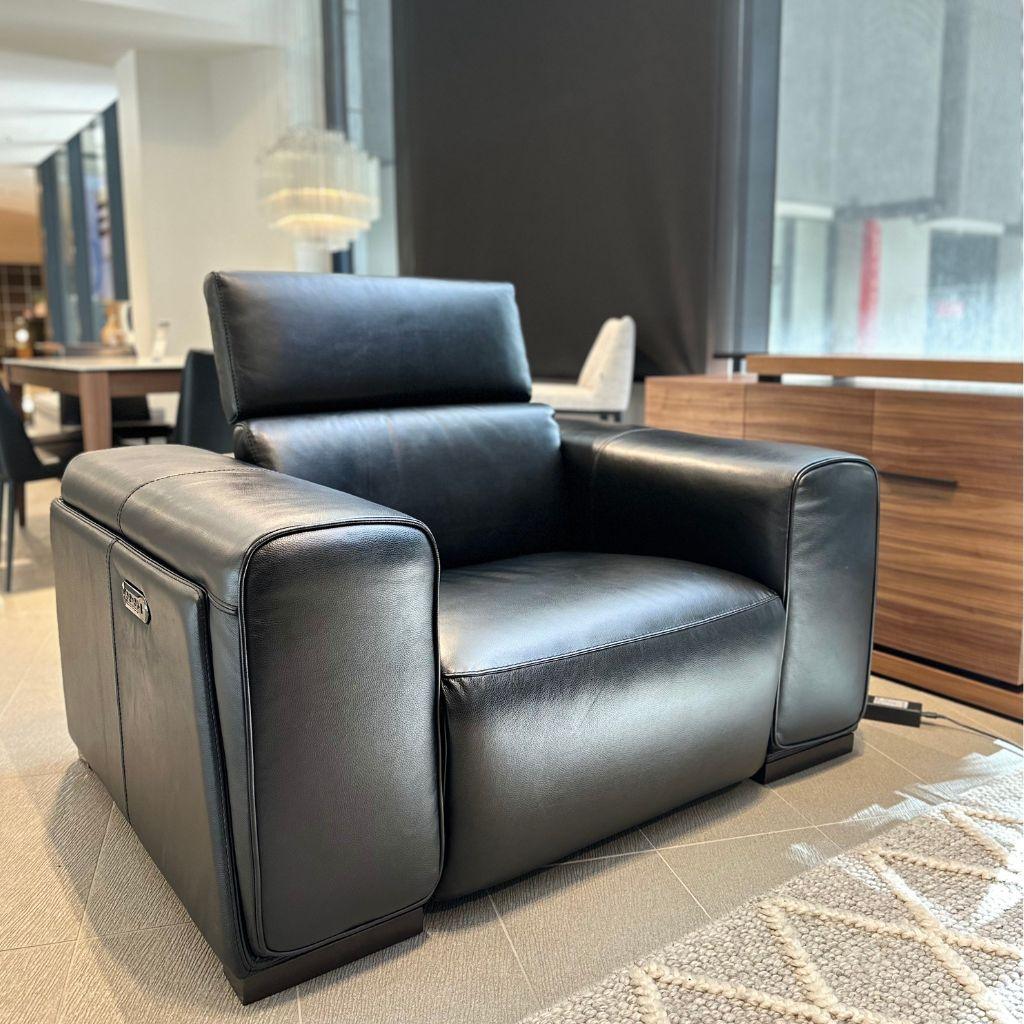 Pollock 1.25 Seat Armchair - Image 4