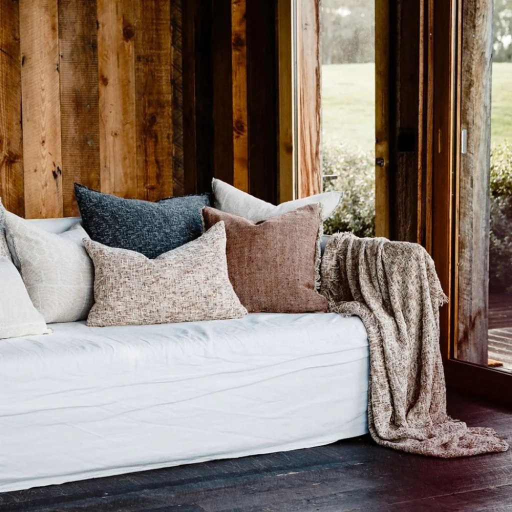 Ritchi Throw - Image 3