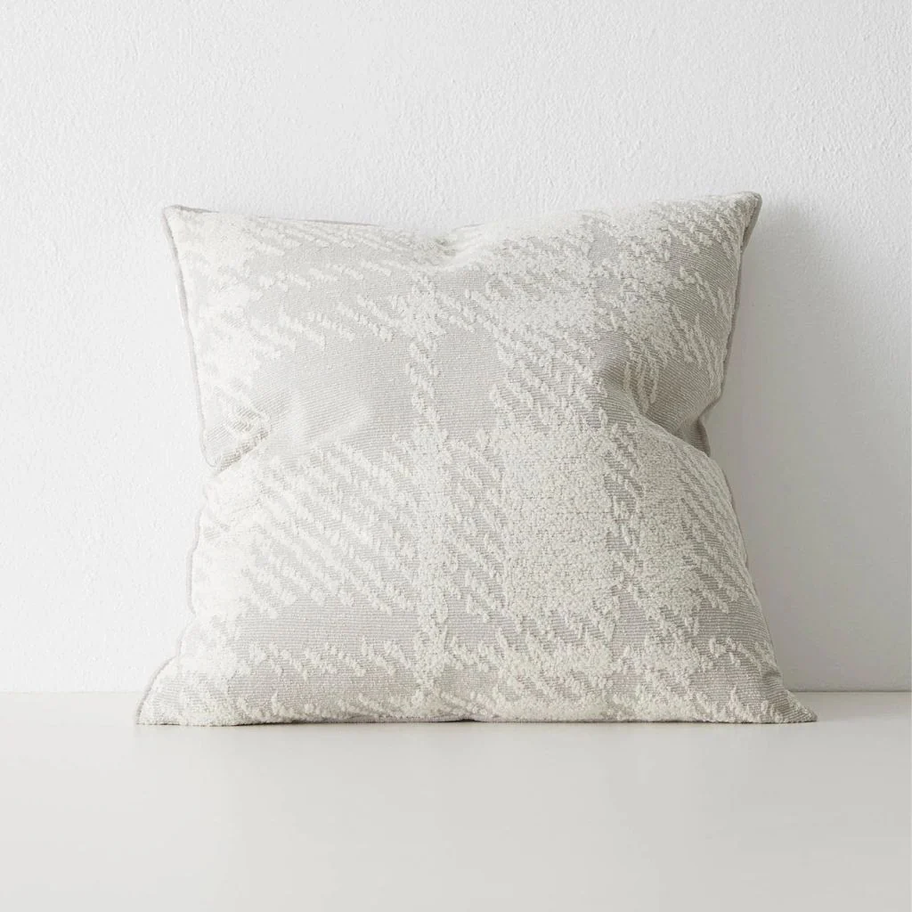 Sienne Cushion Moonbeam