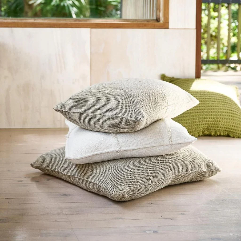 Verdure Linen Cushion Natural/Green - Image 2