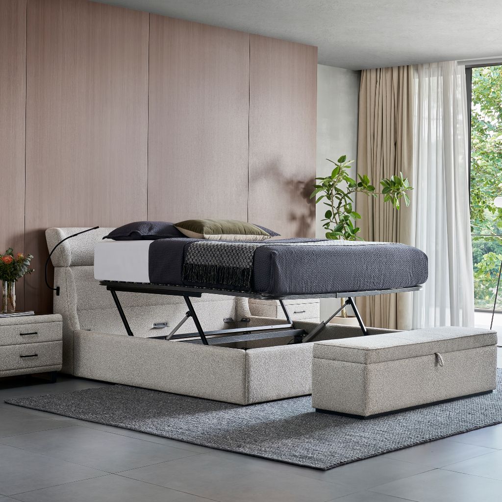Windsor Bed - Image 6
