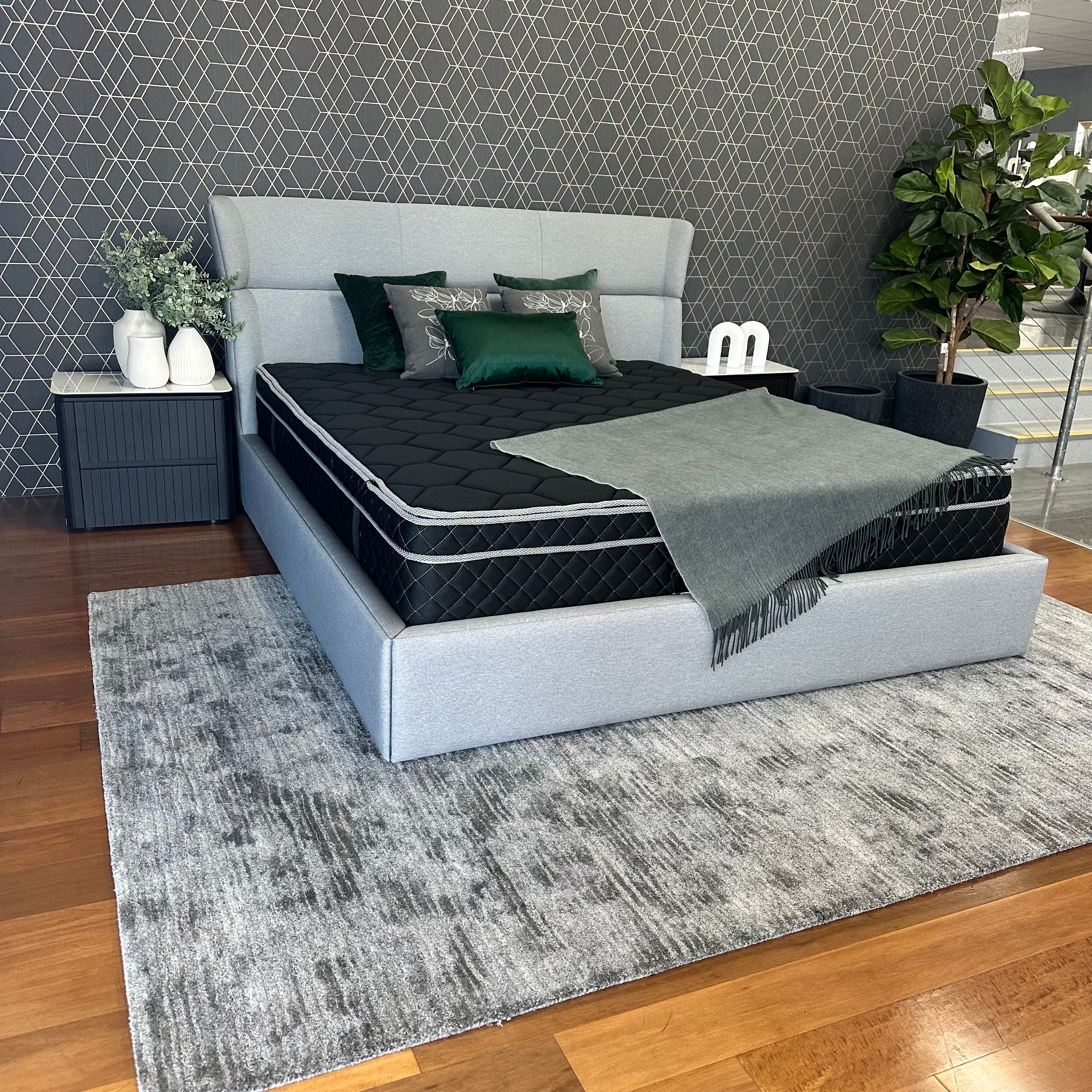 Windsor King Bed Clearance